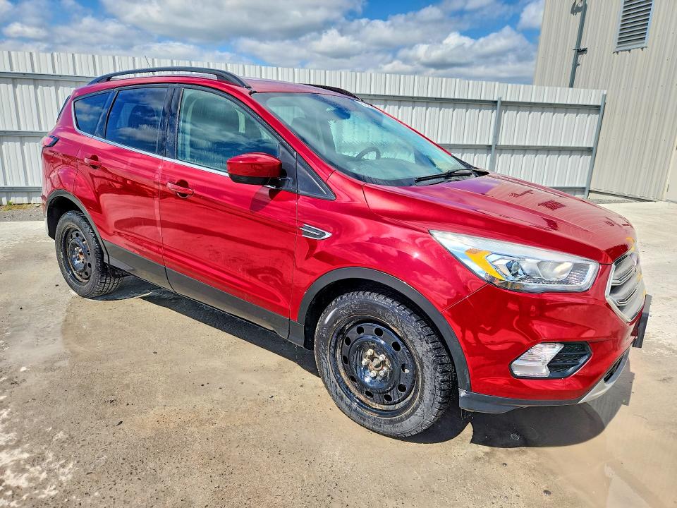2018 Ford Escape მანქანა იყიდება აუქციონზე, vin: 1FMCU0HD4JUD23837, აუქციონის ნომერი: 55247136