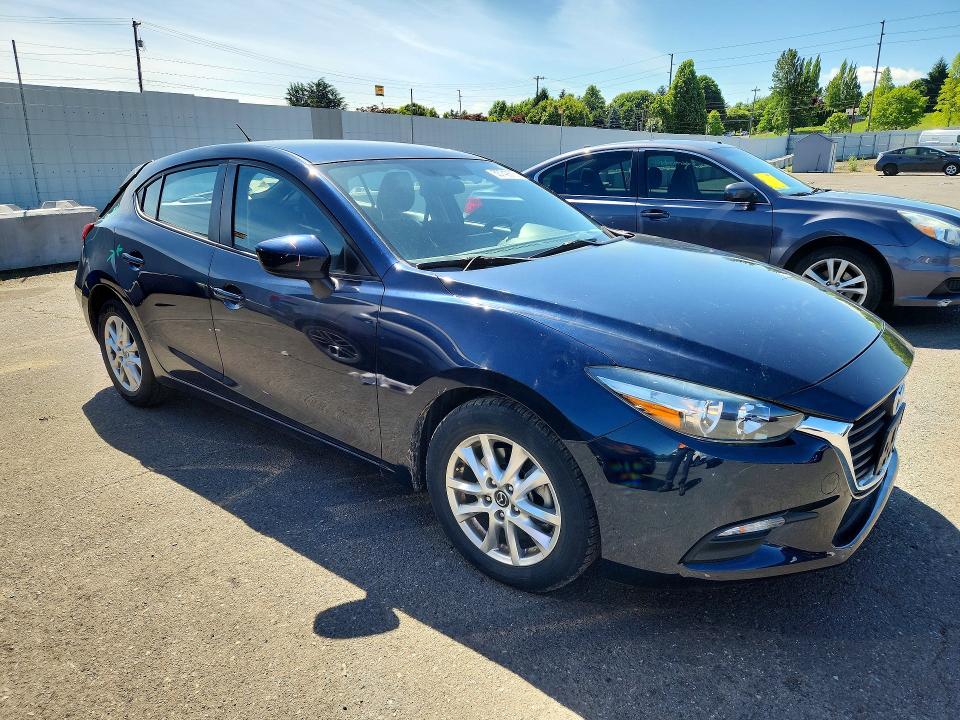 2017 Mazda 3 მანქანა იყიდება აუქციონზე, vin: JM1BN1K78H1122234, აუქციონის ნომერი: 53742516