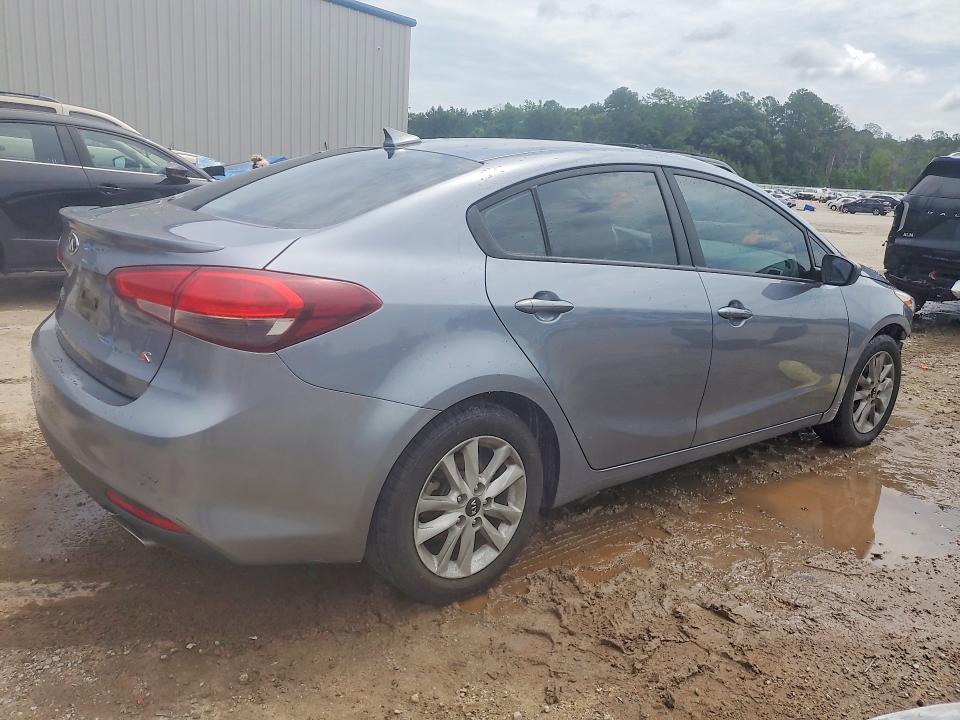 Продажа на аукционе авто 2017 Kia Forte, vin: 3KPFL4A71HE106156, номер лота: 54267966