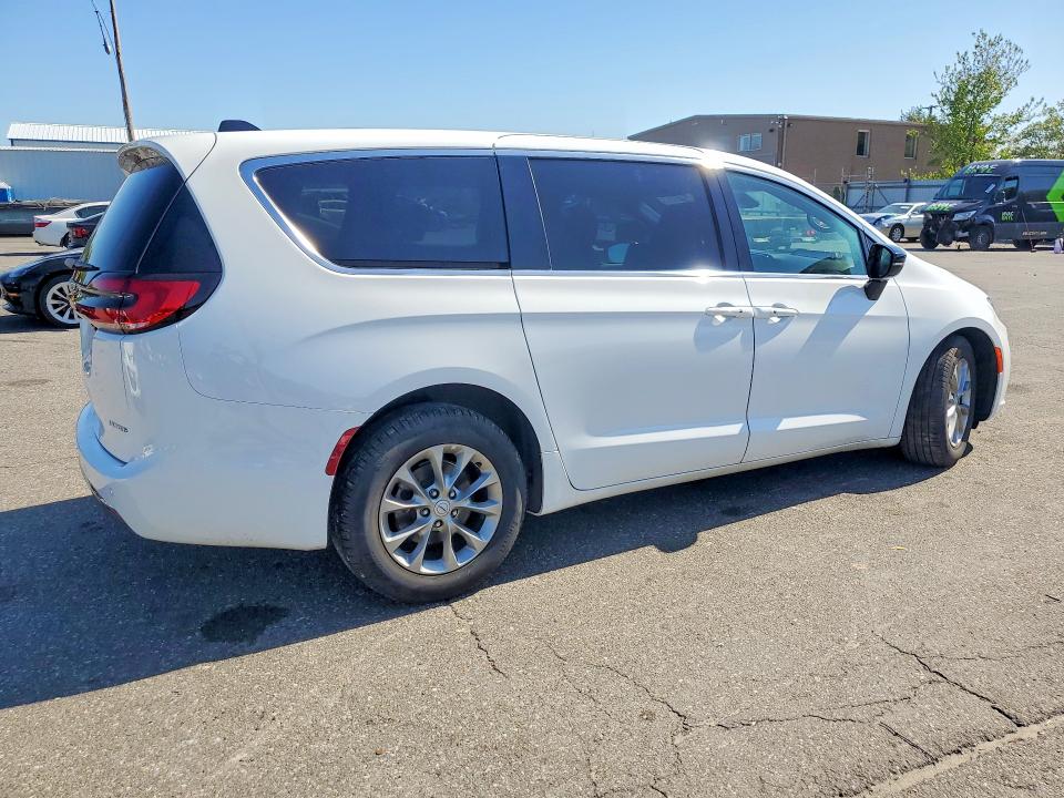 Продаж на аукціоні авто 2026 Chrysler Pacifica, vin: 2C4RC1GG2TR187002, номер лоту: 52015906