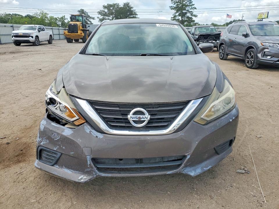 54520896 :رقم المزاد ، 1N4AL3AP0HN304751 vin ، 2017 Nissan Altima مزاد بيع
