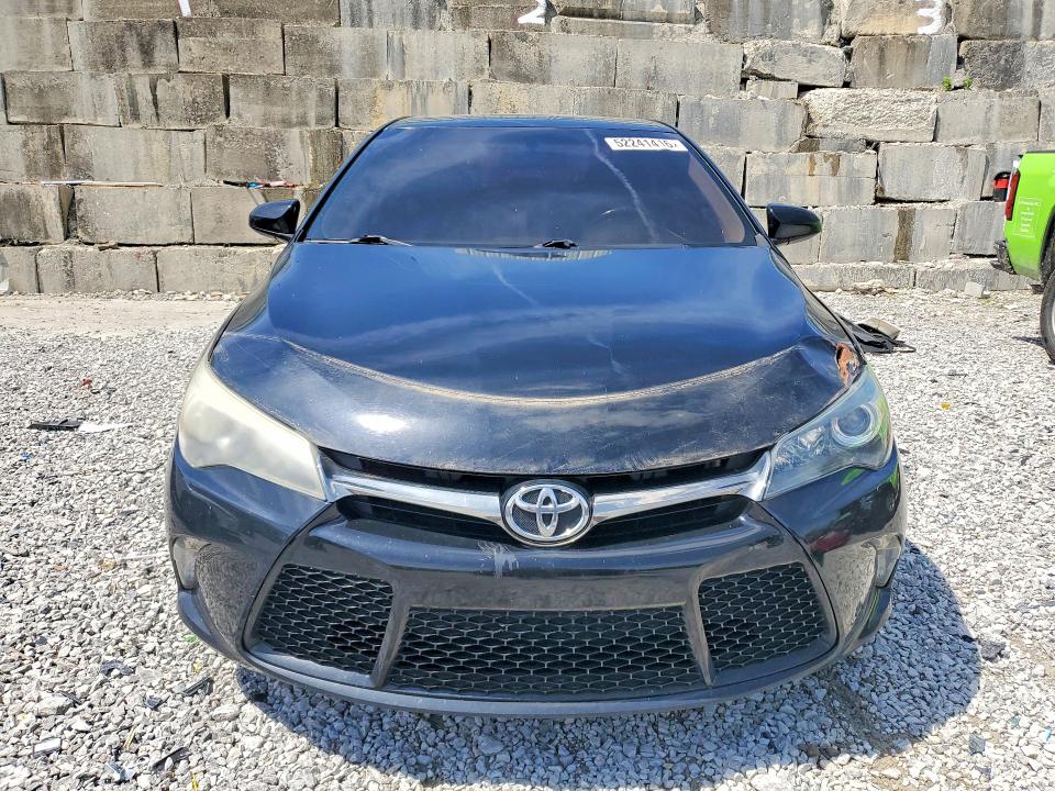 52241416 :رقم المزاد ، 4T1BF1FK7HU378211 vin ، 2017 Toyota Camry مزاد بيع