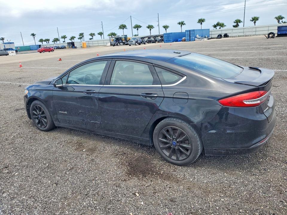 Продаж на аукціоні авто 2018 Ford Fusion, vin: 3FA6P0LU6JR137987, номер лоту: 53985576