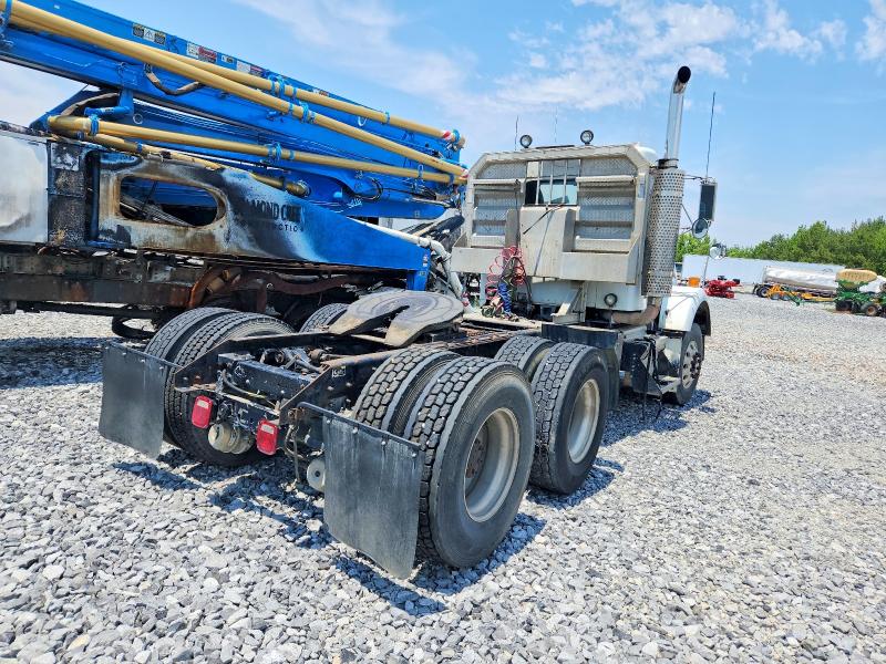 2003 Kenworth T800 მანქანა იყიდება აუქციონზე, vin: 3WKDDB9X23F387594, აუქციონის ნომერი: 51688226