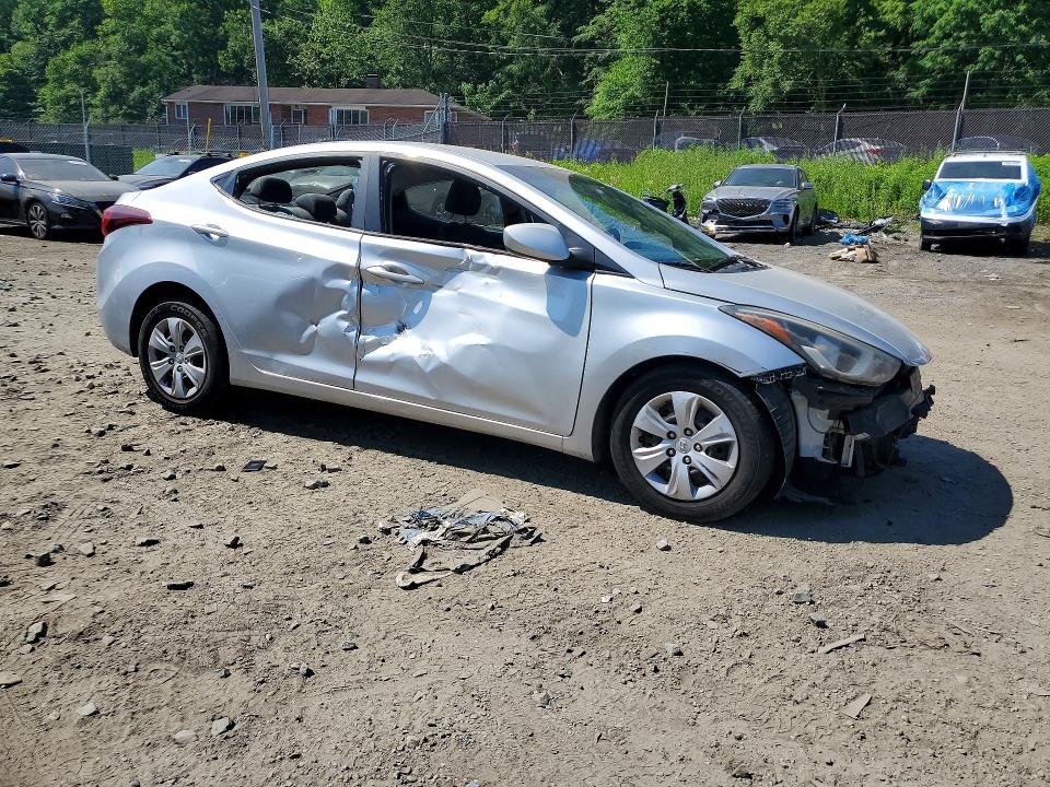 2016 Hyundai Elantra მანქანა იყიდება აუქციონზე, vin: 5NPDH4AE0GH670785, აუქციონის ნომერი: 53353196