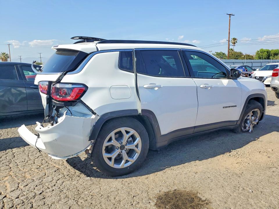 52059426 :رقم المزاد ، 3C4NJDBN7ST597950 vin ، 2025 Jeep Compass مزاد بيع