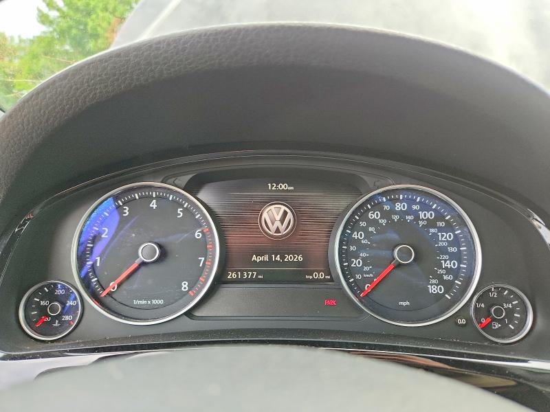 54669356 :رقم المزاد ، WVGRF7BP9HD000586 vin ، 2017 Volkswagen Touareg مزاد بيع