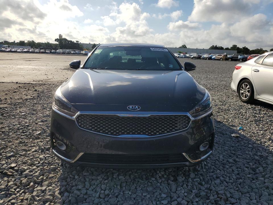 2018 Kia Cadenza მანქანა იყიდება აუქციონზე, vin: KNALB4J15J5120593, აუქციონის ნომერი: 54254346