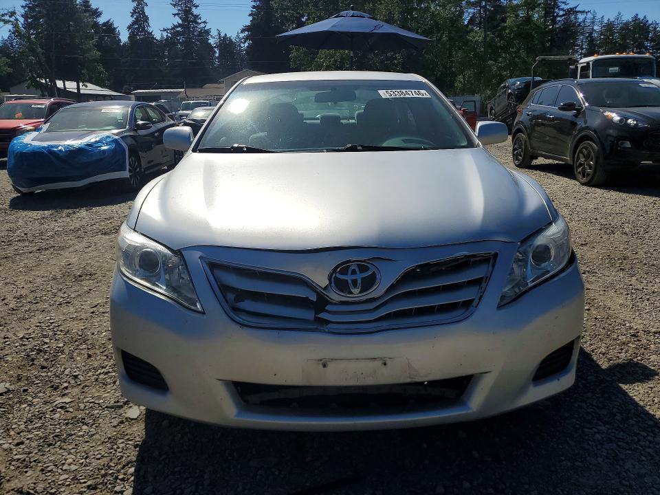 53384746 :رقم المزاد ، 4T4BF3EK2BR153298 vin ، 2011 Toyota Camry مزاد بيع