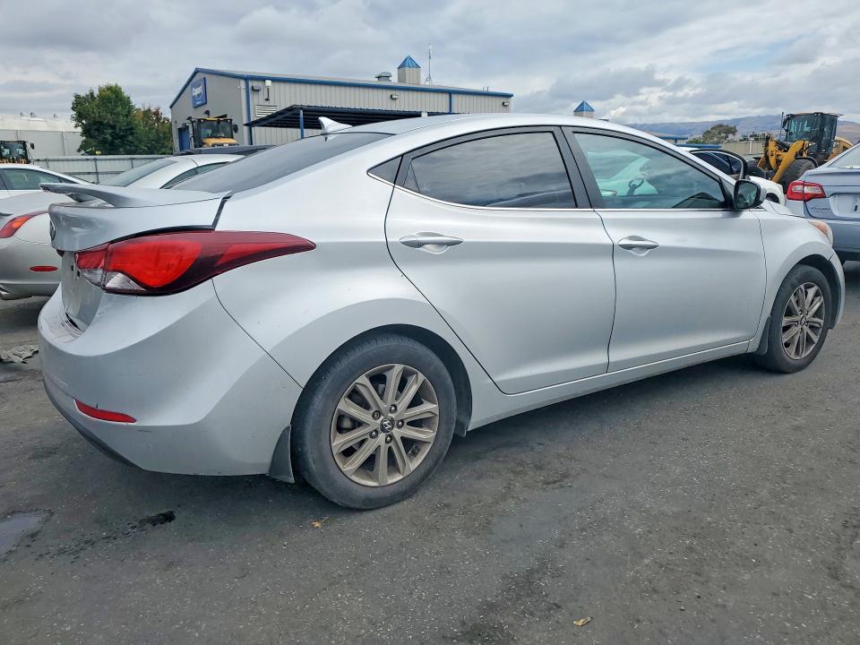 54707976 :رقم المزاد ، KMHDH4AE9FU230905 vin ، 2015 Hyundai Elantra مزاد بيع