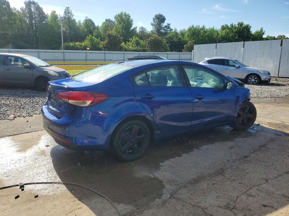 52361816 :رقم المزاد ، 3KPFL4A73JE203882 vin ، 2018 Kia Forte مزاد بيع
