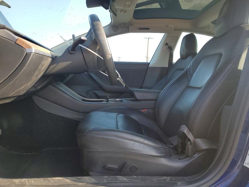 53609956 :رقم المزاد ، 5YJ3E1EB4JF105335 vin ، 2018 Tesla Model 3 مزاد بيع