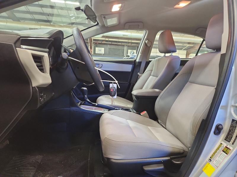 53592796 :رقم المزاد ، 2T1BURHE6FC275579 vin ، 2015 Toyota Corolla مزاد بيع