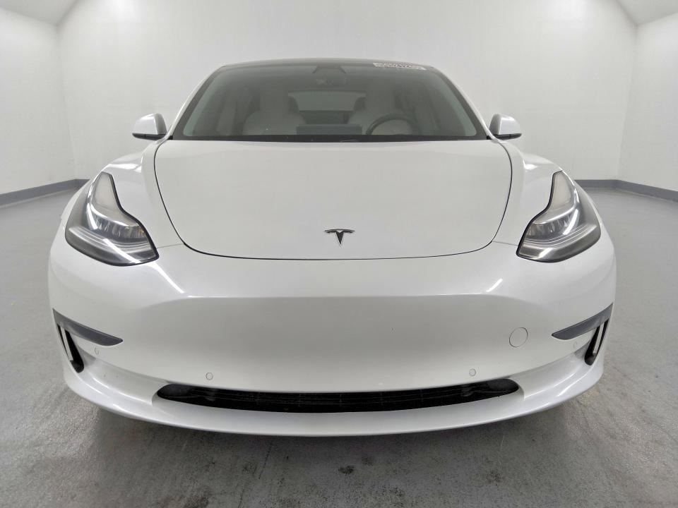 50521246 :رقم المزاد ، 5YJ3E1EAXLF805113 vin ، 2020 Tesla Model 3 مزاد بيع