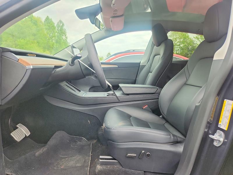 52128136 :رقم المزاد ، 7SAYGDEF6SA369825 vin ، 2025 Tesla Model Y مزاد بيع