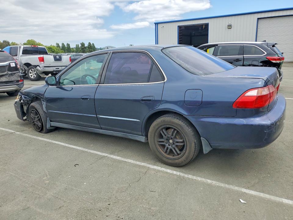 52571226 :رقم المزاد ، JHMCG5647YC037751 vin ، 2000 Honda Accord مزاد بيع