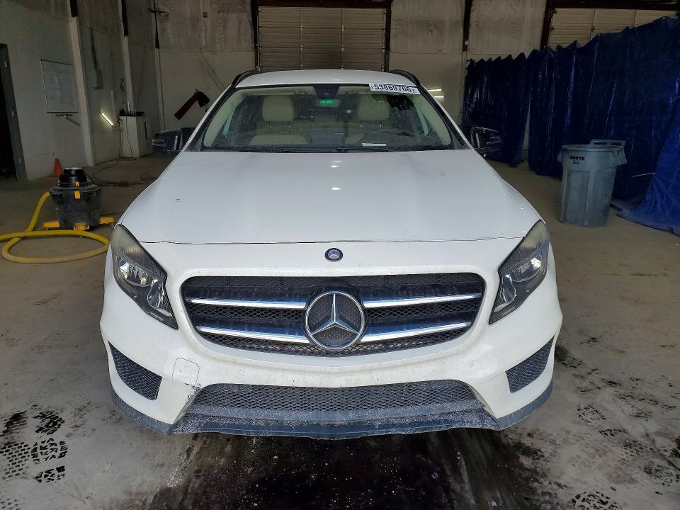 Продажа на аукционе авто 2017 Mercedes-benz Gla, vin: WDCTG4EB3HJ298828, номер лота: 53869766