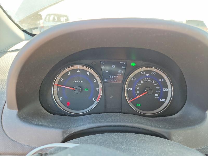 2013 Hyundai Accent მანქანა იყიდება აუქციონზე, vin: KMHCT4AE1DU543549, აუქციონის ნომერი: 55136386