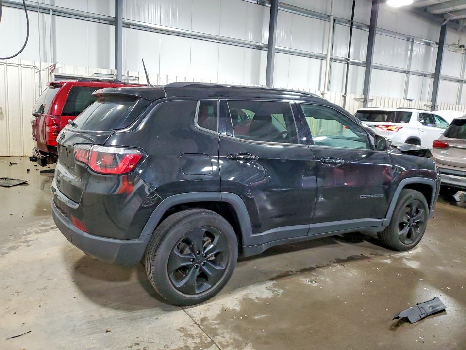 2018 Jeep Compass მანქანა იყიდება აუქციონზე, vin: 3C4NJDBB0JT304085, აუქციონის ნომერი: 54617216