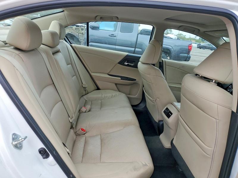 53639706 :رقم المزاد ، 1HGCR3F89GA000473 vin ، 2016 Honda Accord مزاد بيع