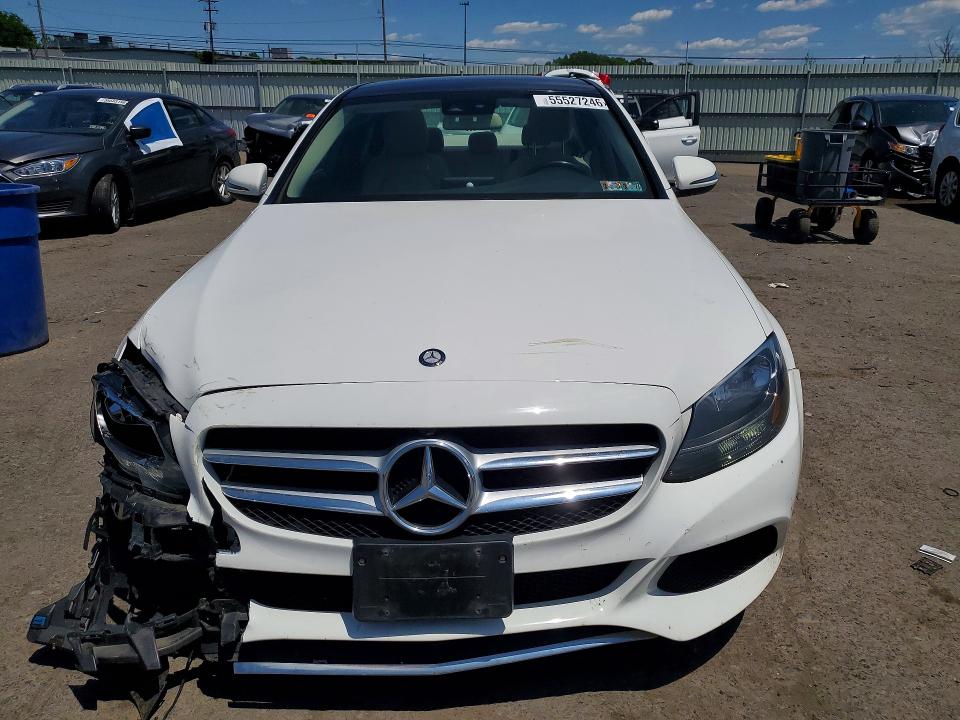 55527246 :رقم المزاد ، 55SWF4KB0HU205120 vin ، 2017 Mercedes-benz C مزاد بيع