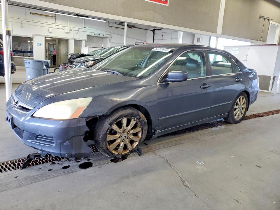 53765976 :رقم المزاد ، 1HGCM66897A800125 vin ، 2007 Honda Accord مزاد بيع