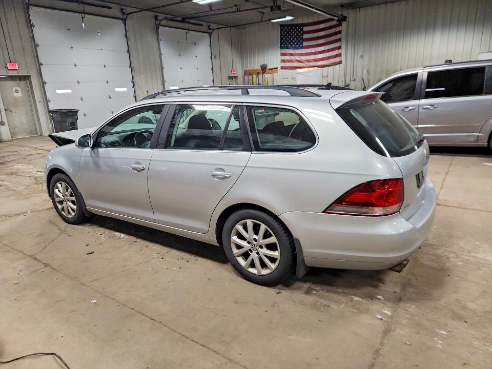 52510726 :رقم المزاد ، 3VWPP7AJ2EM602331 vin ، 2014 Volkswagen Jetta مزاد بيع