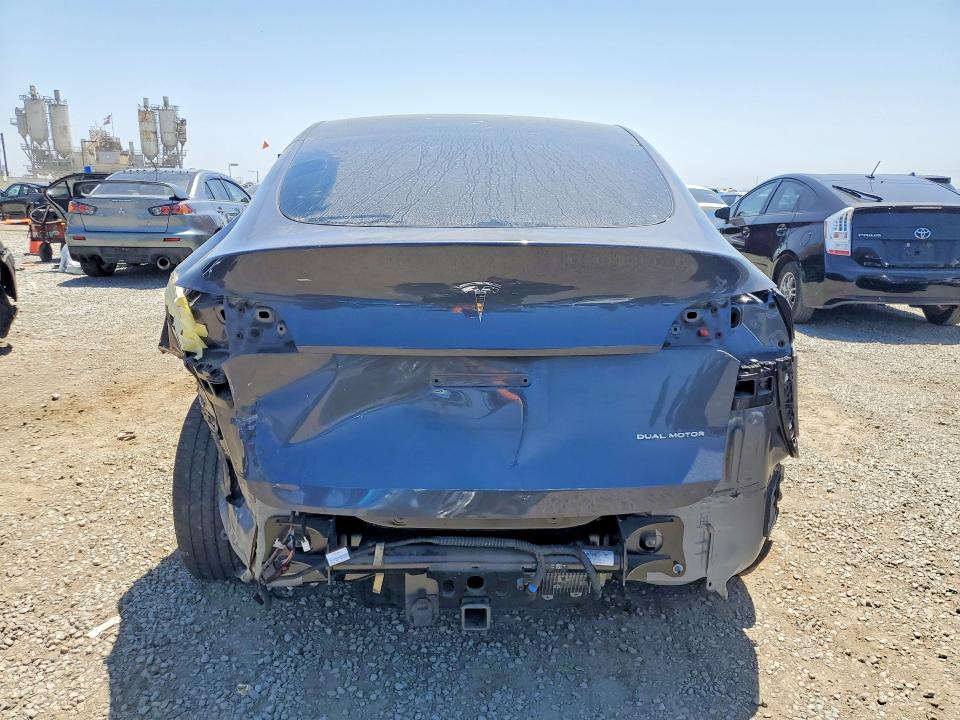 Продажа на аукционе авто 2023 Tesla Model Y, vin: 7SAYGDEE9PF970339, номер лота: 54425376