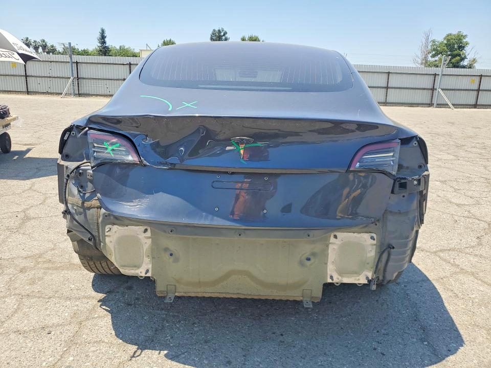 2018 Tesla Model 3 მანქანა იყიდება აუქციონზე, vin: 5YJ3E1EA8JF042375, აუქციონის ნომერი: 52330726
