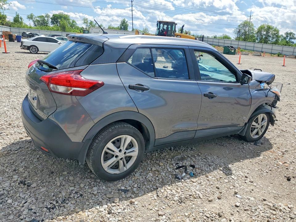52251066 :رقم المزاد ، 3N1CP5CU5JL543792 vin ، 2018 Nissan Kicks مزاد بيع