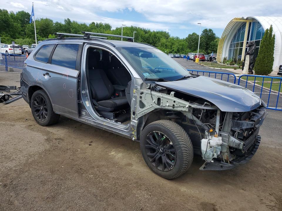 Продаж на аукціоні авто 2018 Mitsubishi Outlander, vin: JA4AZ3A38JZ044808, номер лоту: 54847936