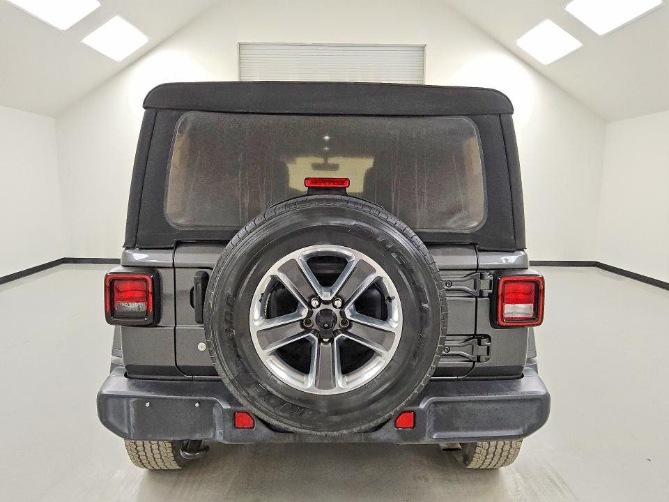 51525666 :رقم المزاد ، 1C4HJXENXJW331311 vin ، 2018 Jeep Wrangler Unlimited مزاد بيع