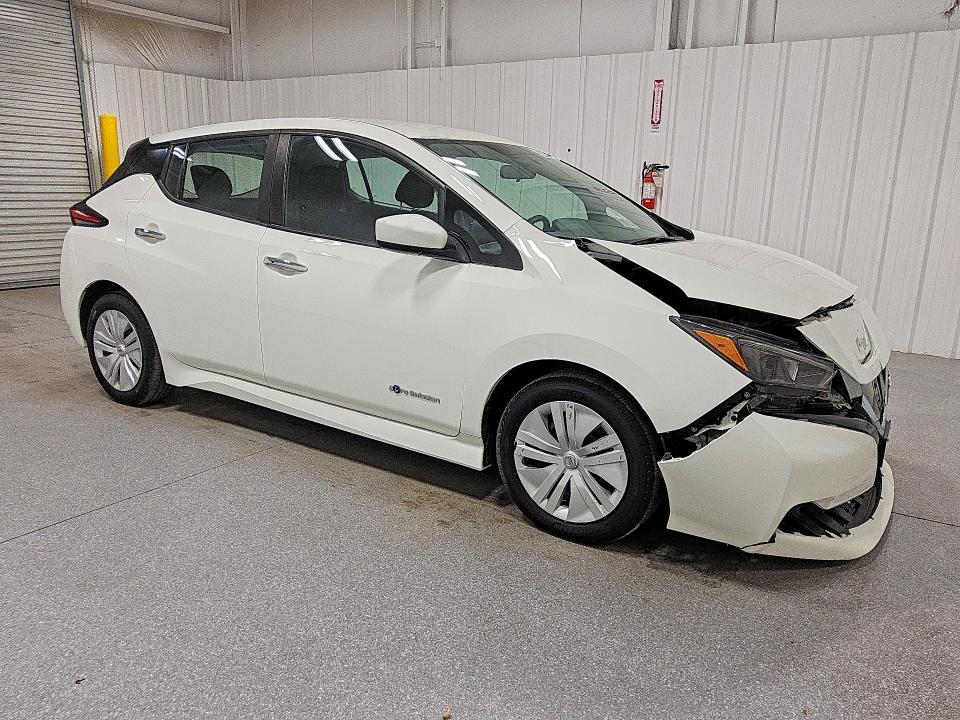 2019 Nissan Leaf მანქანა იყიდება აუქციონზე, vin: 1N4AZ1CP1KC305880, აუქციონის ნომერი: 52416216