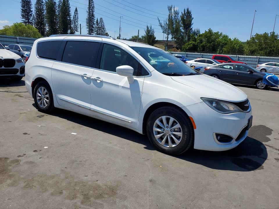 Продаж на аукціоні авто 2019 Chrysler Pacifica, vin: 2C4RC1BG3KR626388, номер лоту: 52931286
