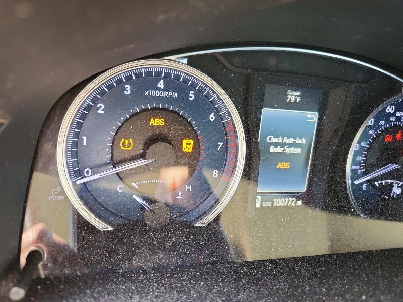 54064076 :رقم المزاد ، 4T1BF1FK7HU710700 vin ، 2017 Toyota Camry مزاد بيع