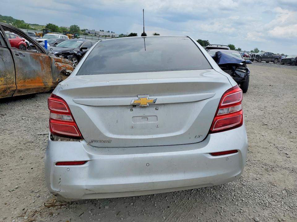 Продаж на аукціоні авто 2018 Chevrolet Sonic, vin: 1G1JD5SH0J4110557, номер лоту: 54402616