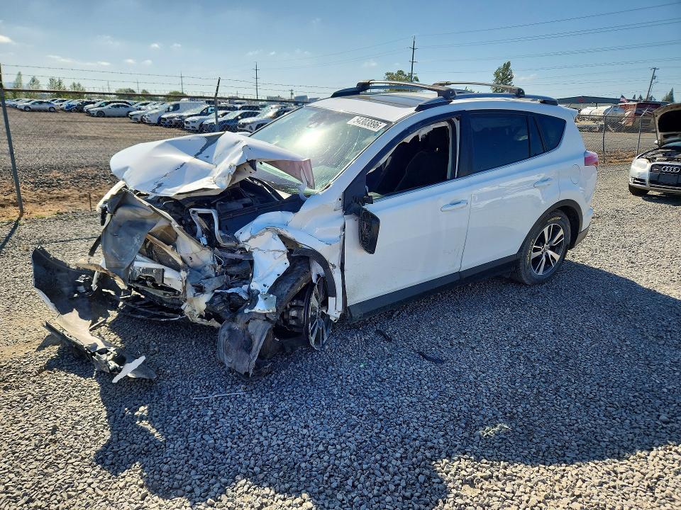 2018 Toyota Rav4 მანქანა იყიდება აუქციონზე, vin: 2T3RFREV9JW839138, აუქციონის ნომერი: 54303896