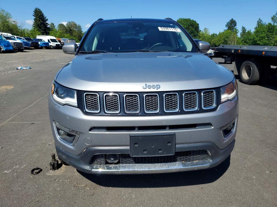 53981116 :رقم المزاد ، 3C4NJDCB9JT435420 vin ، 2018 Jeep Compass مزاد بيع