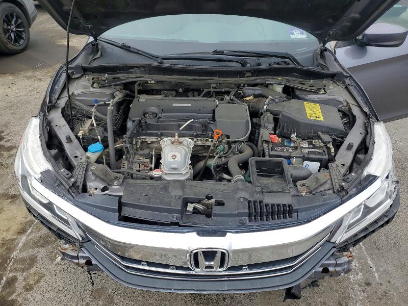Продаж на аукціоні авто 2017 Honda Accord, vin: 1HGCR2F59HA238972, номер лоту: 52674866