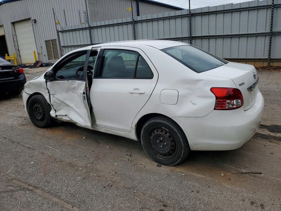 52868526 :رقم المزاد ، JTDBT4K31A4071104 vin ، 2010 Toyota Yaris مزاد بيع