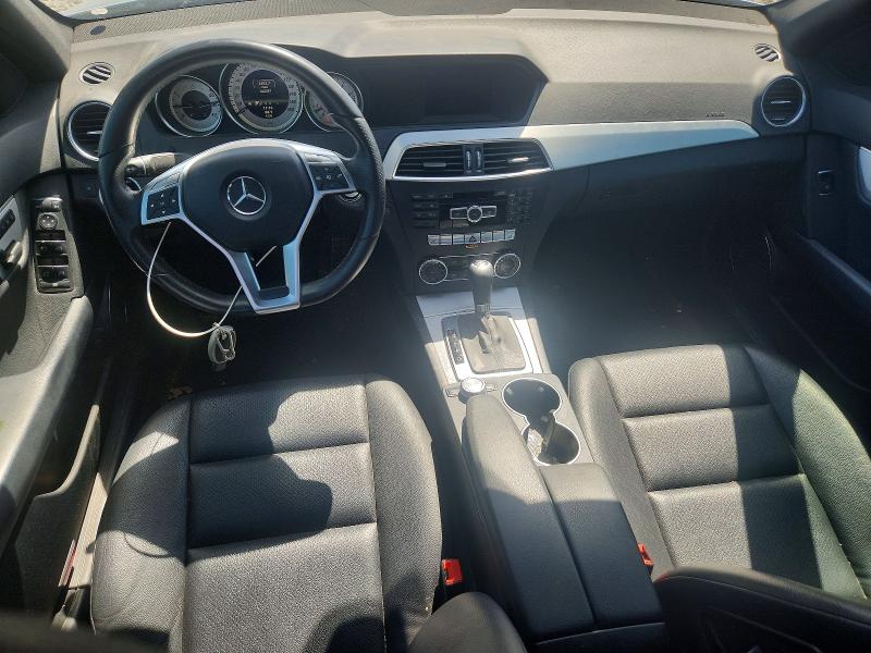 Продажа на аукционе авто 2013 Mercedes-benz C, vin: WDDGF8AB2DA818430, номер лота: 54788126