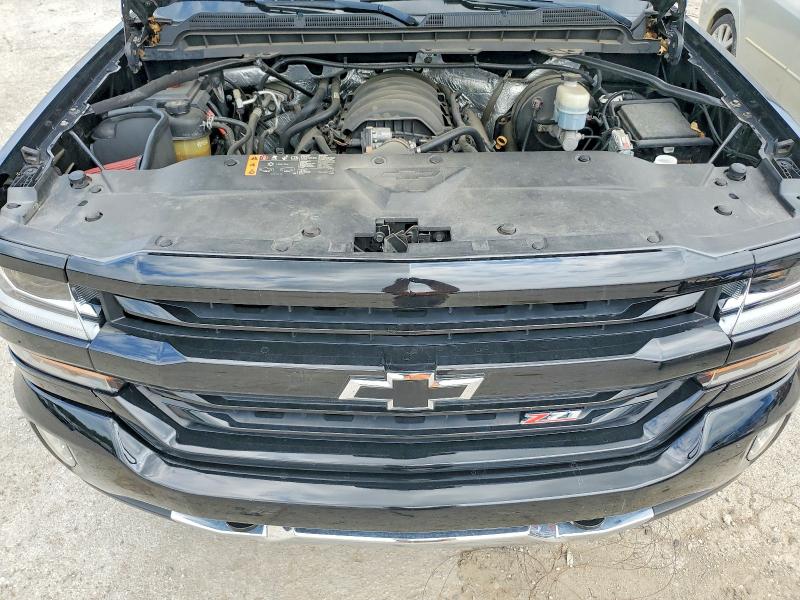 Продаж на аукціоні авто 2018 Chevrolet Silverado, vin: 3GCUKREC0JG366685, номер лоту: 51516636