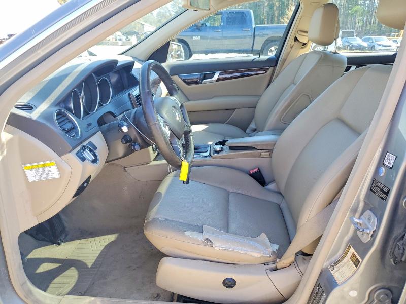Продажа на аукционе авто 2014 Mercedes-benz C, vin: WDDGF4HB7ER305899, номер лота: 49776676