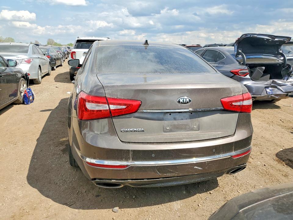 2015 Kia Cadenza მანქანა იყიდება აუქციონზე, vin: KNALN4D70F5178769, აუქციონის ნომერი: 52737886