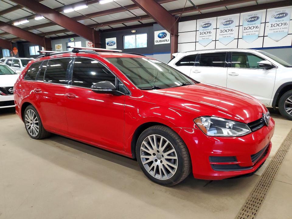 53747516 :رقم المزاد ، 3VW017AU6HM518014 vin ، 2017 Volkswagen Golf Sportwagen مزاد بيع