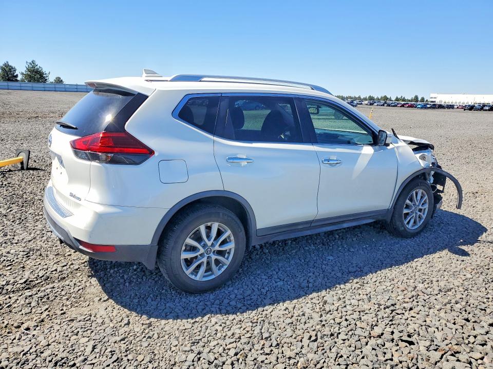 53852046 :رقم المزاد ، KNMAT2MV9HP607112 vin ، 2017 Nissan Rogue مزاد بيع