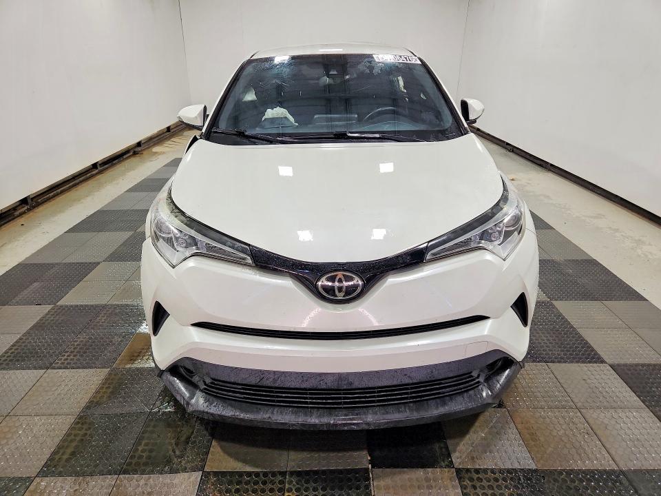 2018 Toyota C-hr მანქანა იყიდება აუქციონზე, vin: NMTKHMBX1JR009564, აუქციონის ნომერი: 54106476