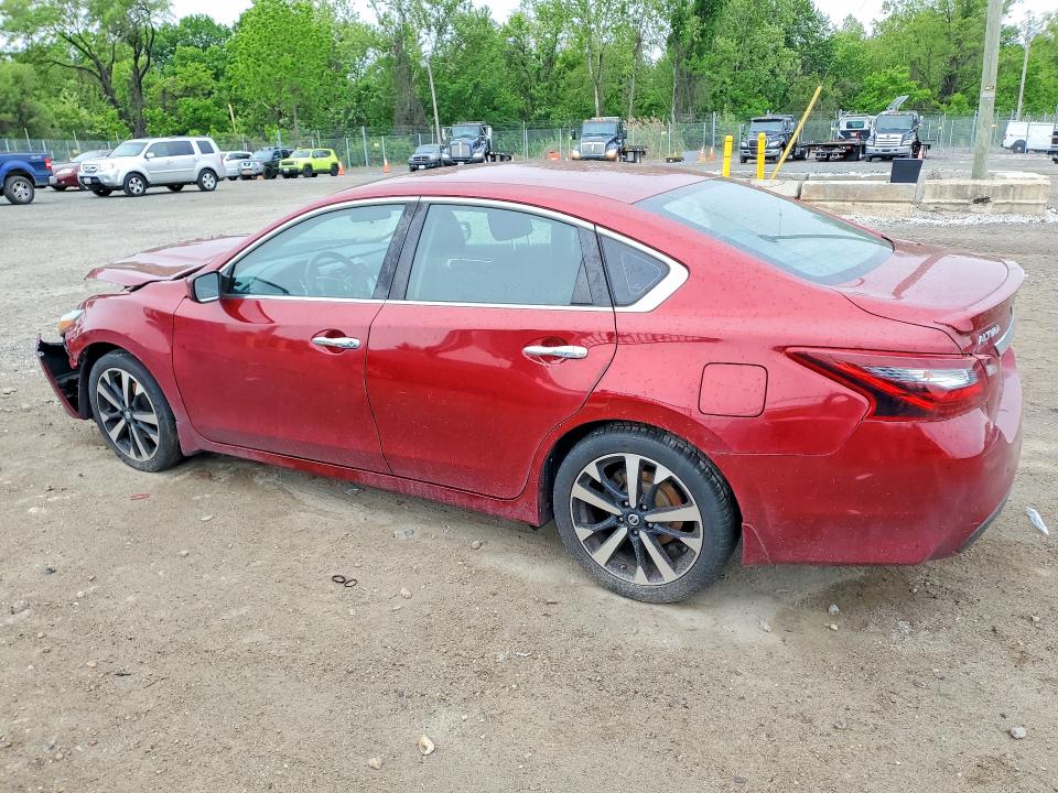 53002576 :رقم المزاد ، 1N4AL3AP4JC121659 vin ، 2018 Nissan Altima مزاد بيع