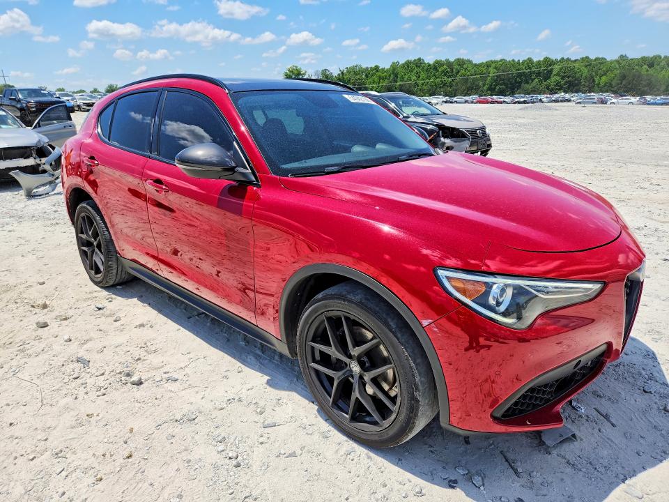 54042156 :رقم المزاد ، ZASPAKBN4K7C45322 vin ، 2019 Alfa Romeo Stelvio مزاد بيع
