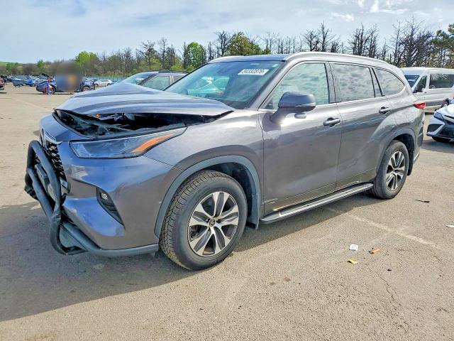 54332876 :رقم المزاد ، 5TDGZRBH7NS571596 vin ، 2022 Toyota Highlander مزاد بيع